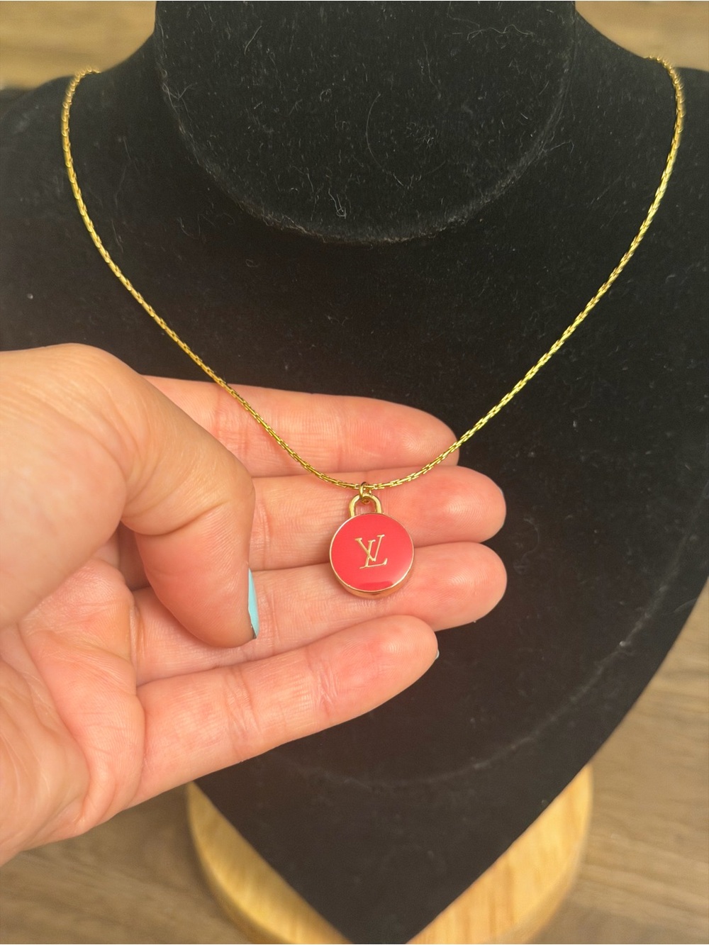 Louis Vuitton Gold-Tone Chain with pink Enamel LV Pendant